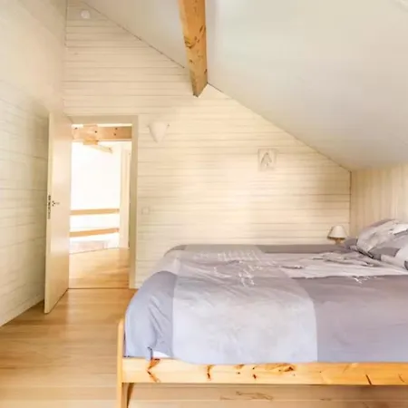 Holiday home Superbe Et Chaleureux Familial *