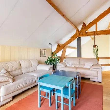 Superbe Et Chaleureux Familial Holiday home Beauraing