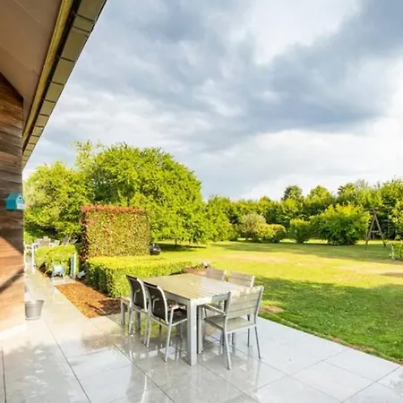 Esprit De Famille - Superbe Et Chaleureux Familial Beauraing