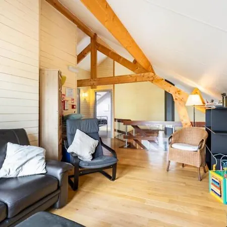 Holiday home Superbe Et Chaleureux Familial