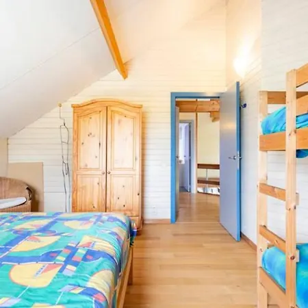Holiday home Superbe Et Chaleureux Familial *