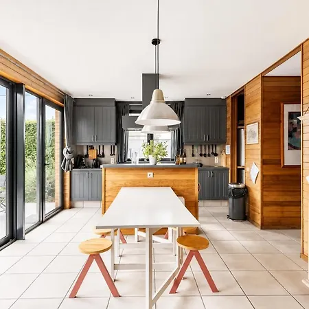 Holiday home Esprit De Famille - Superbe Et Chaleureux Familial