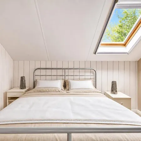 Esprit De Famille - Superbe Et Chaleureux Familial Beauraing